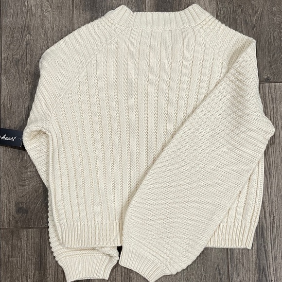 NWT Derek Heart Cream Knit Crop Boho Sweater - Picture 3 of 3